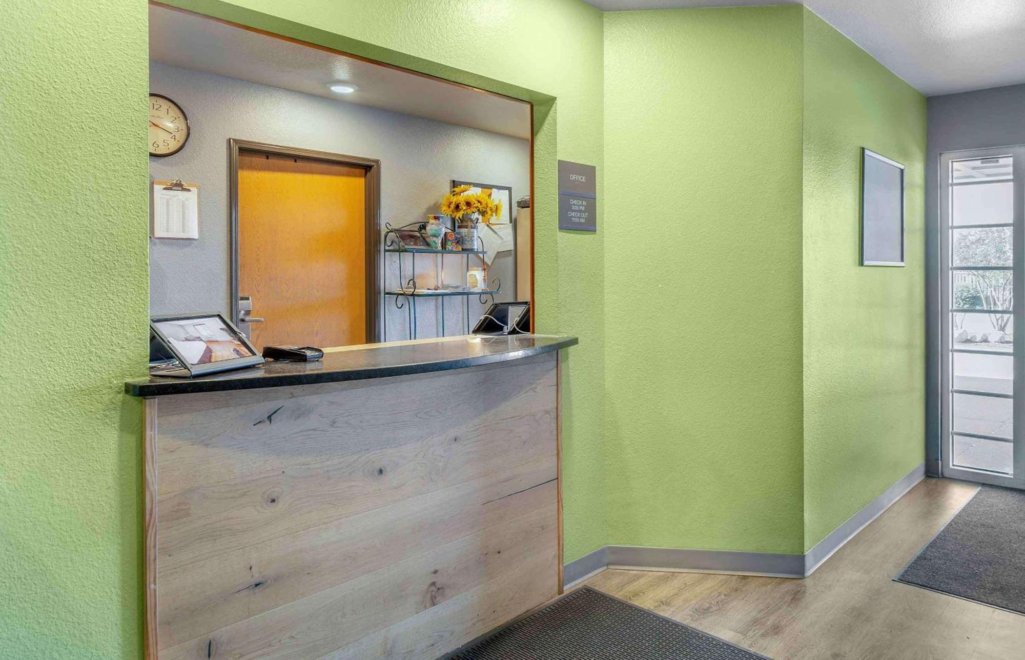 Extended Stay America Select Suites - Wilmington - West מראה חיצוני תמונה
